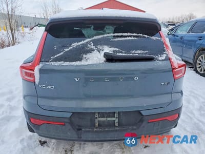 Zdjęcie 6 z 12 samochodu: 2021 VOLVO XC40 T5 R-DESIGN VIN:YV4162UMXM2494726 - miniatura