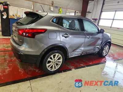 Trzecie zdjęcie samochodu z tyłu: 2019 NISSAN ROGUE SPORT S VIN:JN1BJ1CR6KW622921 - miniatura