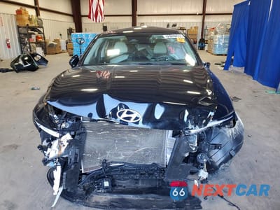 Piąte zdjęcie samochodu w środku: 2025 HYUNDAI SONATA SEL VIN:KMHL64JA9SA457361 - miniatura