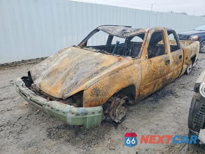 2005 CHEVROLET SILVERADO K1500 2GCEK13T751363595 - główne zdjęcie licytacji z USA - miniatura