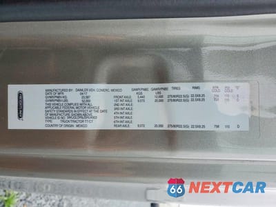 Zdjęcie 10 z 10 samochodu: 2018 FREIGHTLINER CASCADIA 125 SEMI TRUCK VIN:3AKJGLDR9JSHU4903 - miniatura