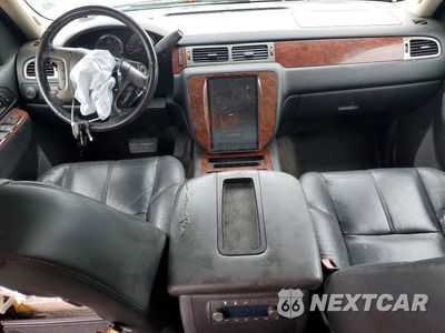Zdjęcie 8 z 13 samochodu: 2011 CHEVROLET TAHOE K1500 LT VIN:1GNSKBE03BR196111 - miniatura