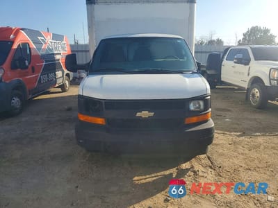 Piąte zdjęcie samochodu w środku: 2017 CHEVROLET EXPRESS G3500 BOX TRUCK VIN:1HA3GTCG0HN009424 - miniatura