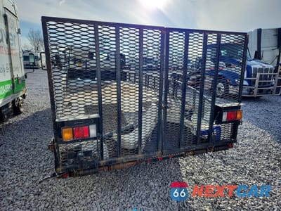 Zdjęcie 6 z 13 samochodu: 2023 ISUZU NPR HD CREW CAB FLATBED TRUCK VIN:54DC4W1D9PS207616 - miniatura