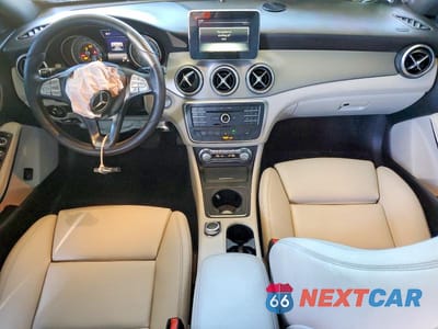 Zdjęcie 8 z 11 samochodu: 2016 MERCEDES-BENZ CLA 250 VIN:WDDSJ4EB4GN351519 - miniatura