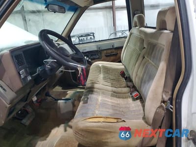 Zdjęcie 7 z 12 samochodu: 1992 GMC SIERRA K1500 VIN:1GTEK14K8NZ524260 - miniatura