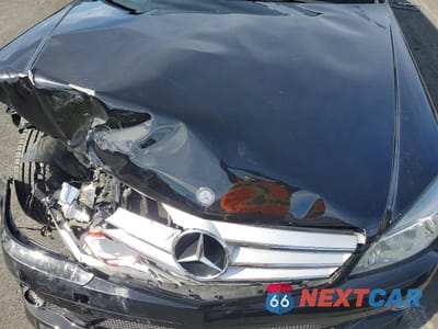 Zdjęcie 11 z 11 samochodu: 2010 MERCEDES-BENZ C 350 VIN:WDDGF5GB4AR109615 - miniatura