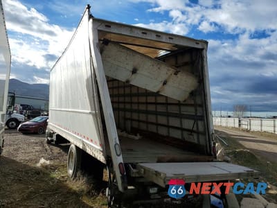 Drugie zdjęcie samochodu z przodu: 2019 FREIGHTLINER M2 106 MED - SEMI TRUCK VIN:3ALACWFC3KDKB8914 - miniatura