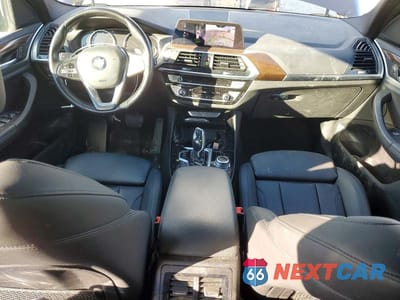 Zdjęcie 8 z 12 samochodu: 2021 BMW X3 XDRIVE30I VIN:5UXTY5C00M9D79342 - miniatura