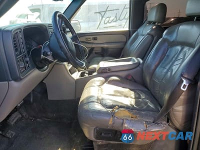 Zdjęcie 7 z 11 samochodu: 2002 CHEVROLET TAHOE K1500 VIN:1GNEK13Z62J155057 - miniatura