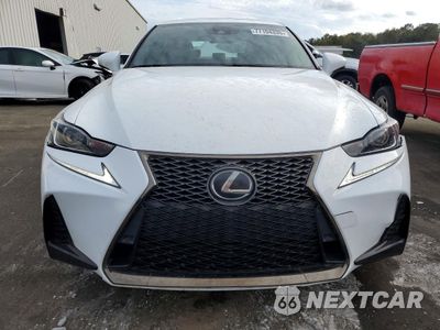Piąte zdjęcie samochodu w środku: 2018 LEXUS IS 300 VIN:JTHBA1D27J5082206 - miniatura