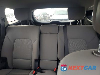 Zdjęcie 10 z 13 samochodu: 2017 HYUNDAI SANTA FE SE VIN:KM8SMDHF6HU167430 - miniatura