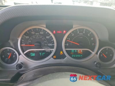 Zdjęcie 9 z 13 samochodu: 2010 JEEP WRANGLER UNLIMITED SPORT VIN:1J4BA3H10AL108004 - miniatura