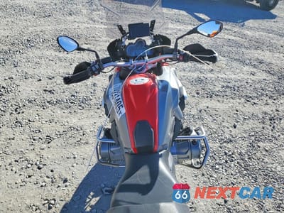 Zdjęcie 6 z 9 samochodu: 2013 BMW R1200 GS VIN:WB10A1102DZ183689 - miniatura