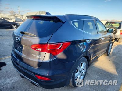 Trzecie zdjęcie samochodu z tyłu: 2016 HYUNDAI SANTA FE SPORT VIN:5XYZW4LA2GG331460 - miniatura