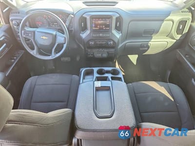 Zdjęcie 8 z 11 samochodu: 2021 CHEVROLET SILVERADO K1500 CUSTOM VIN:3GCUYBEF2MG148364 - miniatura