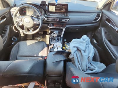 Zdjęcie 8 z 15 samochodu: 2021 KIA SELTOS SX VIN:KNDETCA27M7189872 - miniatura