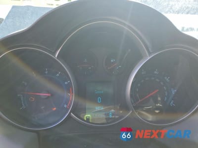 Zdjęcie 9 z 12 samochodu: 2012 CHEVROLET CRUZE LS VIN:1G1PC5SH8C7101071 - miniatura