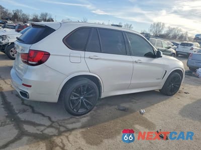 Trzecie zdjęcie samochodu z tyłu: 2017 BMW X5 SDRIVE35I VIN:5UXKR2C38H0X06871 - miniatura