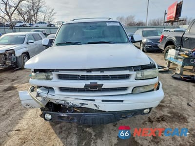 Piąte zdjęcie samochodu w środku: 2004 CHEVROLET TAHOE K1500 VIN:1GNEK13Z44R306479 - miniatura