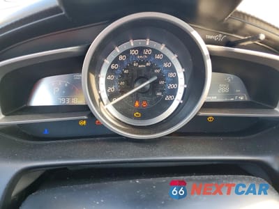 Zdjęcie 9 z 13 samochodu: 2016 TOYOTA YARIS VIN:3MYDLBYV6GY111495 - miniatura