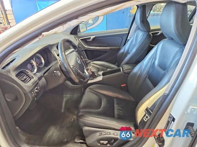 Zdjęcie 7 z 11 samochodu: 2013 VOLVO S60 T5 VIN:YV1612FH5D2179270 - miniatura