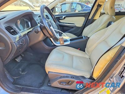 Zdjęcie 7 z 11 samochodu: 2018 VOLVO S60 PREMIER VIN:LYV402HK2JB157178 - miniatura