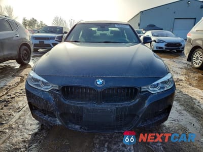 Piąte zdjęcie samochodu w środku: 2018 BMW 330 XI VIN:WBA8D9G51JNU67670 - miniatura