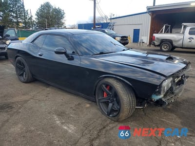 Czwarte zdjęcie samochodu z boku: 2018 DODGE CHALLENGER SRT HELLCAT VIN:2C3CDZC96JH195829 - miniatura
