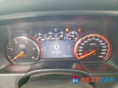 Zdjęcie 9 z 13 samochodu: 2015 GMC SIERRA K3500 DENALI VIN:1GT424E80FF141335 - miniatura