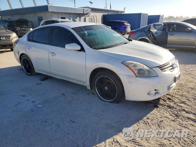 Czwarte zdjęcie samochodu z boku: 2010 NISSAN ALTIMA BASE VIN:1N4AL2AP5AN473759 - miniatura