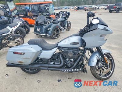 2024 HARLEY-DAVIDSON FLTRX 1HD1KH71XRB632547 - główne zdjęcie licytacji z USA - miniatura