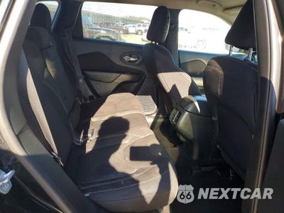 Zdjęcie 11 z 13 samochodu: 2015 JEEP CHEROKEE LATITUDE VIN:1C4PJLCB7FW507428 - miniatura