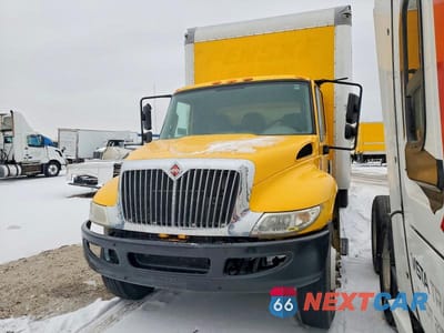 Drugie zdjęcie samochodu z przodu: 2018 INTERNATIONAL 4000 4300 - SEMI TRUCK VIN:1HTMMMML0JH207365 - miniatura