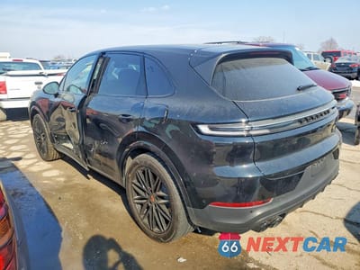Drugie zdjęcie samochodu z przodu: 2025 PORSCHE CAYENNE E-HYBRID VIN:WP1AE2AY4SDA16914 - miniatura