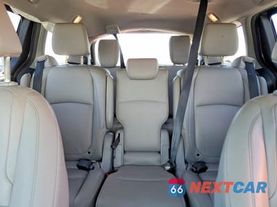 Zdjęcie 10 z 12 samochodu: 2024 HONDA ODYSSEY TOURING VIN:5FNRL6H83RB001783 - miniatura