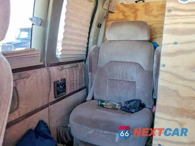 Zdjęcie 11 z 14 samochodu: 1998 CHEVROLET EXPRESS G1500 VIN:1GBFG15R9W1106490 - miniatura