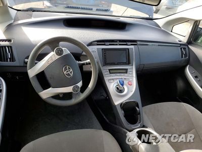 Zdjęcie 8 z 12 samochodu: 2015 TOYOTA PRIUS VIN:JTDKN3DU1F0465551 - miniatura