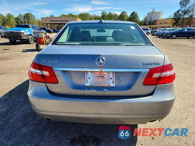 Zdjęcie 6 z 12 samochodu: 2011 MERCEDES-BENZ E 350 BLUETEC VIN:WDDHF2EB1BA334662 - miniatura