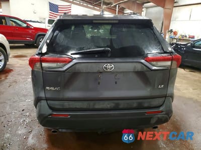 Zdjęcie 6 z 13 samochodu: 2021 TOYOTA RAV4 LE VIN:JTMH1RFV9MD063765 - miniatura