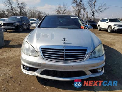 Piąte zdjęcie samochodu w środku: 2008 MERCEDES-BENZ S 63 AMG VIN:WDDNG77X28A148885 - miniatura