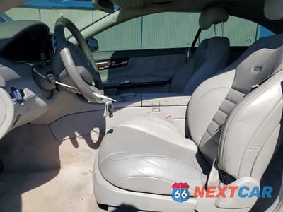 Zdjęcie 7 z 12 samochodu: 2012 MERCEDES-BENZ CL 63 AMG VIN:WDDEJ7EB8CA028428 - miniatura