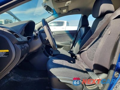 Zdjęcie 7 z 12 samochodu: 2017 HYUNDAI ACCENT SE VIN:KMHCT5AE5HU325481 - miniatura