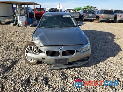 Piąte zdjęcie samochodu w środku: 2018 BMW 320 I VIN:WBA8E1G54JNU92478 - miniatura