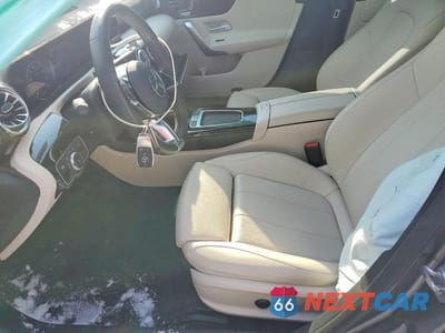 Zdjęcie 7 z 12 samochodu: 2025 MERCEDES-BENZ CLA 250 4MATIC VIN:W1K5J4HB7SN491128 - miniatura