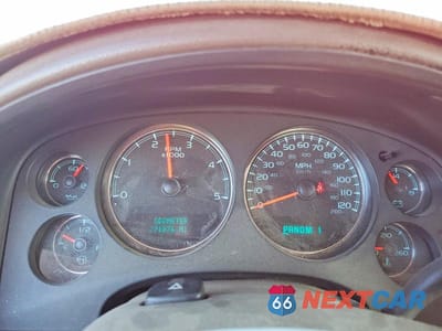 Zdjęcie 9 z 12 samochodu: 2008 GMC SIERRA K2500 HEAVY DUTY VIN:1GTHK23638F206124 - miniatura