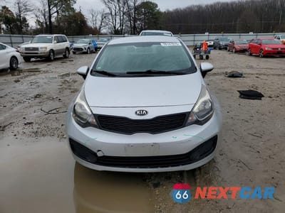 Piąte zdjęcie samochodu w środku: 2013 KIA RIO LX VIN:KNADM4A38D6282815 - miniatura
