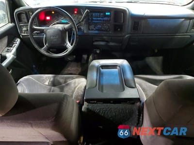 Zdjęcie 8 z 11 samochodu: 2001 GMC SIERRA K1500 HEAVY DUTY VIN:1GTGK13U81F207151 - miniatura