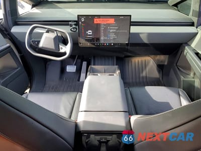 Zdjęcie 8 z 12 samochodu: 2024 TESLA CYBERTRUCK VIN:7G2CEHED4RA052717 - miniatura