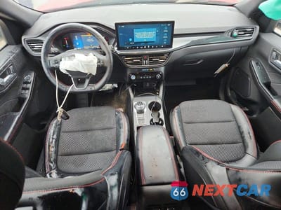 Zdjęcie 8 z 13 samochodu: 2025 FORD ESCAPE ST LINE VIN:1FMCU0MN7SUA24259 - miniatura
